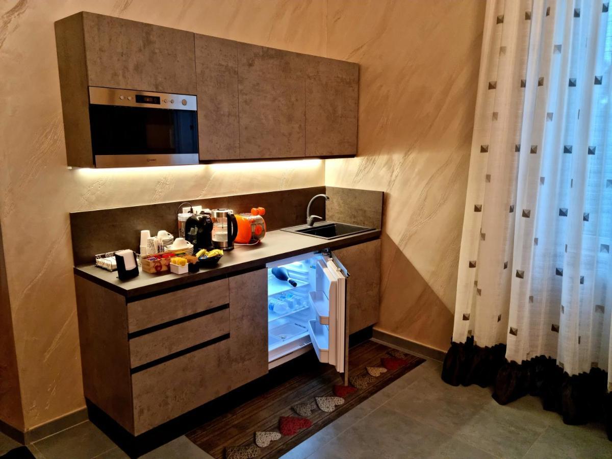 Il Casale Nel Parco Guesthouse ローマ エクステリア 写真