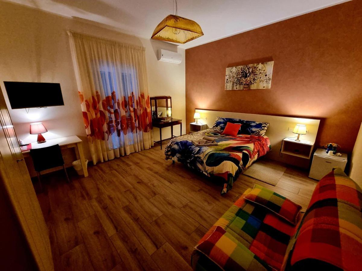 Il Casale Nel Parco Guesthouse ローマ エクステリア 写真