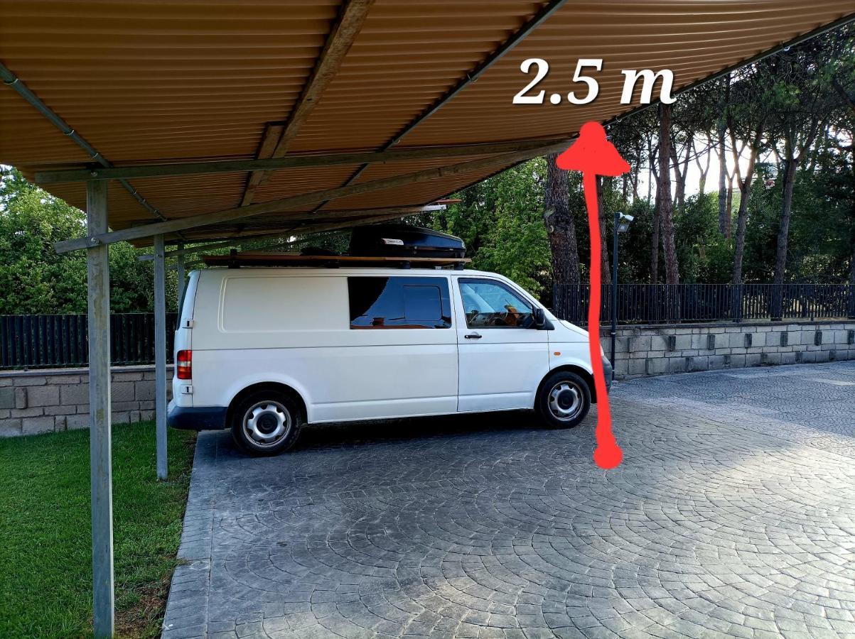 Il Casale Nel Parco Guesthouse ローマ エクステリア 写真